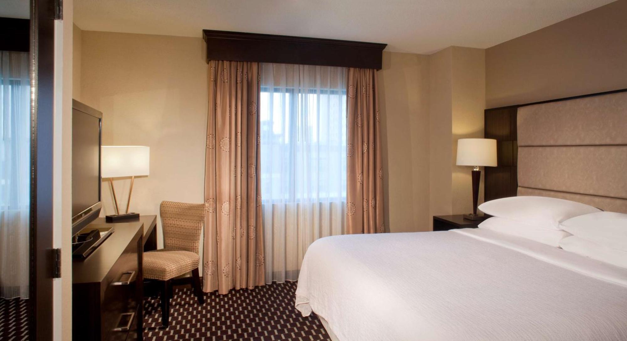Embassy Suites By Hilton Houston Near The Galleria Exteriér fotografie