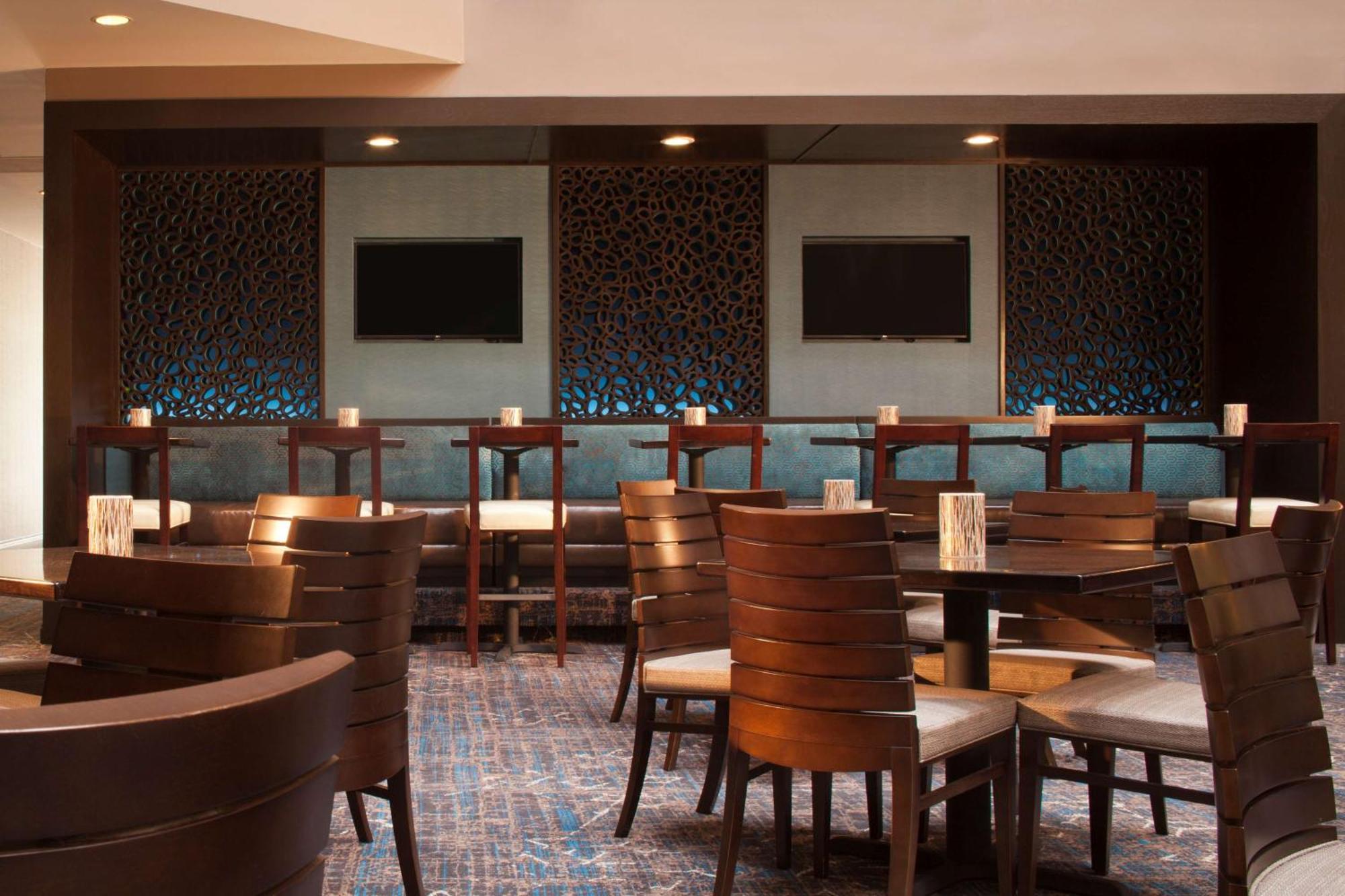 Embassy Suites By Hilton Houston Near The Galleria Exteriér fotografie