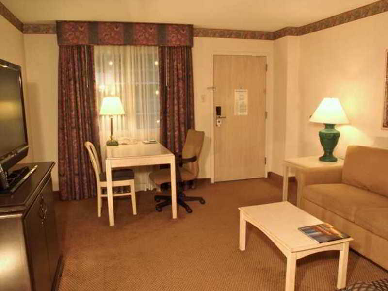 Embassy Suites By Hilton Houston Near The Galleria Pokoj fotografie